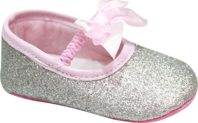 

Kiwi Girls Slip on Sneakers(Silver
