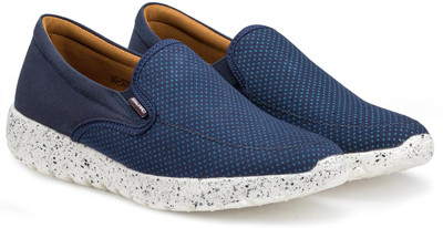 

Escaro Casual Sneakers For Men(Blue
