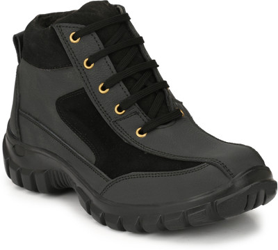 

Kavacha steel toe safety shoe ,S11 For Men(Black