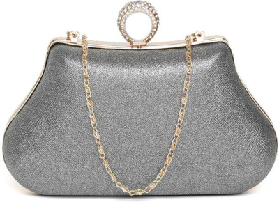 

Dressberry Party Silver Clutch