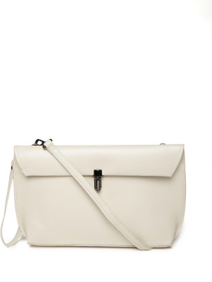 

Mast & Harbour Casual White Clutch