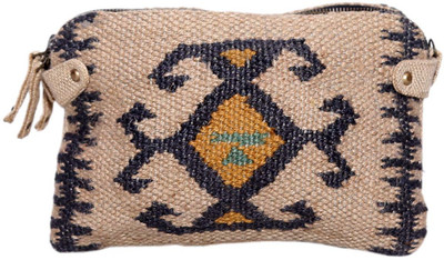 

Diwaah Party Brown Clutch