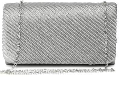 

Dressberry Party Silver Clutch