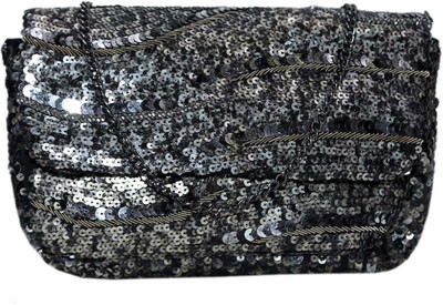 

Diwaah Party Silver Clutch