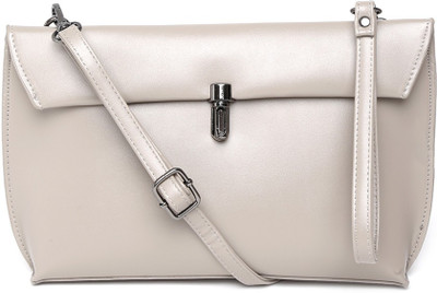 

Mast & Harbour Casual Grey Clutch