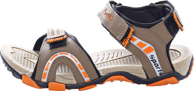 

birdy Men Brown Sandals