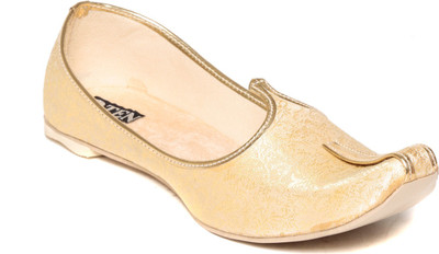 

TEN Beige Juttis For Women(Beige