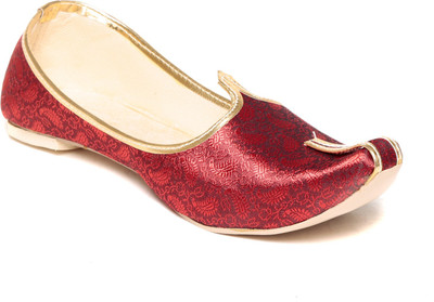 

TEN Red Juttis For Women(Red