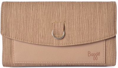 

Baggit Beige Clutch