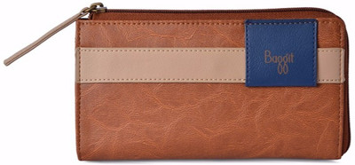 

Baggit Casual Tan Clutch