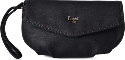 

Baggit Black Clutch