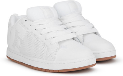 

DC COURT GRAFFIK M Sneakers For Men(White, White/white/gum