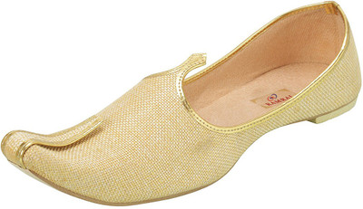 

Ramraj Wedding & Sherwani Slip On For Men(Gold, Golden