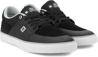 

DC WES KREMER M SHOE NGL Sneakers For Men(Black, Black/grey/white