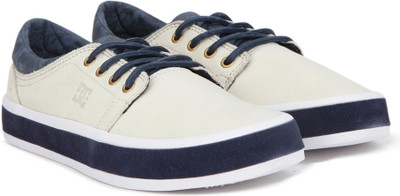 

DC TRASE LX M Sneakers For Men(Beige, Navy, Sand dollar