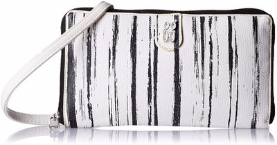 

Baggit Women Casual White PU Sling Bag