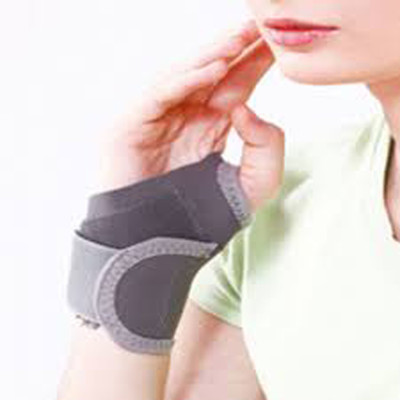 

Yasni Wrist Support with Thumb- Universal Wrist Support(Black