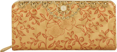 

NIHAR Casual Brown Clutch