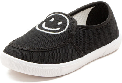 

OMAIDEN The First Step Boys Slip on Moccasins(Black