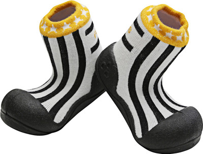 

ATTIPAS Boys Slip on Walking Shoes(Black