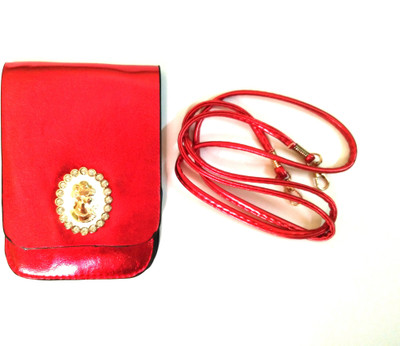 

zhosy queen dotted Pouch(Red)