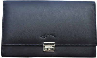 

Tamanna Formal Black Clutch