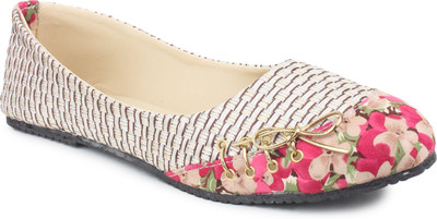 

Moonwalk Women Pink Bellies