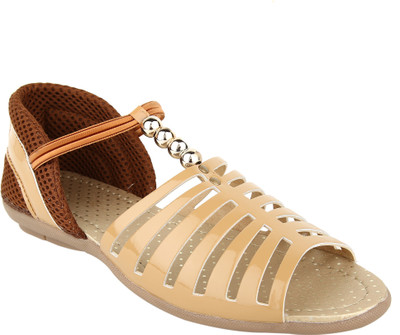 CREEZA Women Beige Flats
