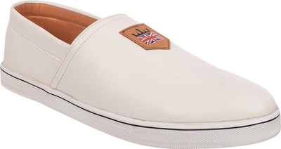

EZYWEAR Casuals For Men(White
