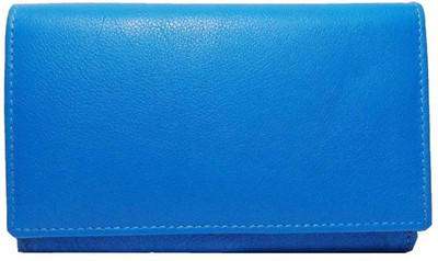 

Kan Casual Blue Clutch