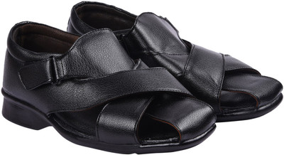 

Vedano Men Black Flats