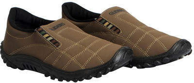 

Gliders by Liberty Gable-Beige Outdoors For Men(Beige)