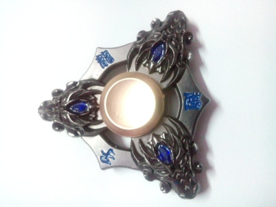 

INVECTRA DRAGON HEAD BLUE EYE SPINNER(Multicolor)