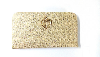 

MODESTIE Party White Clutch
