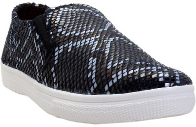 

Tomcat Casuals For Women(Black)