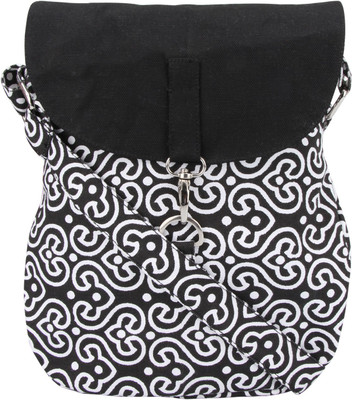 

Vivinkaa Women Casual Black Canvas Sling Bag