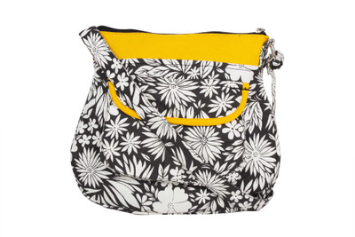 

Vivinkaa Women Casual Black Canvas Sling Bag