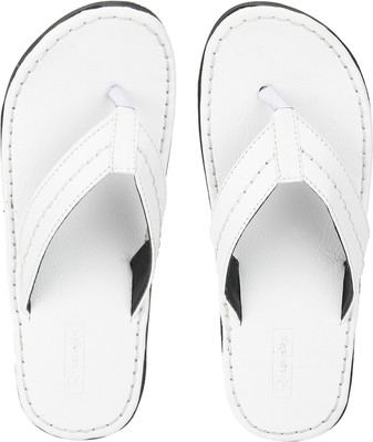 

Quarks Slippers, White