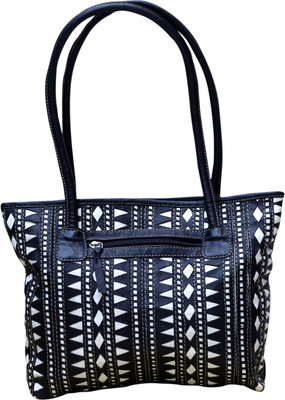 

Parks India Pearl Shoulder Bag(Black, 1 L)
