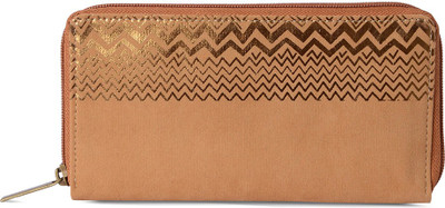 

Baggit Casual Beige Clutch