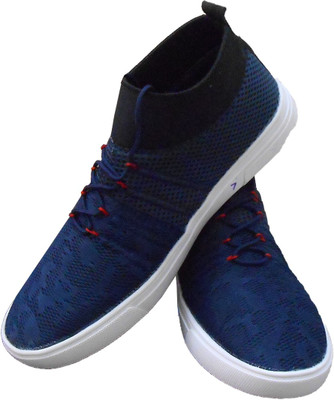 

xtepe Slip On Sneakers For Men(Blue