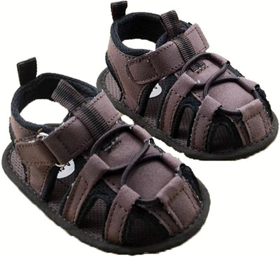 

Baby Bucket Boys & Girls Velcro Flats(Brown
