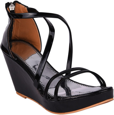 

La Boemo Women Black Heels