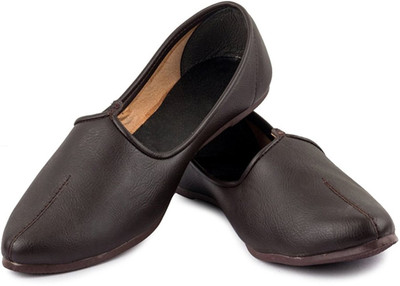 

Port Racoon Jutis For Men(Brown, Tan
