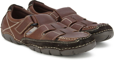 

Pavers England Men BROWN Casual