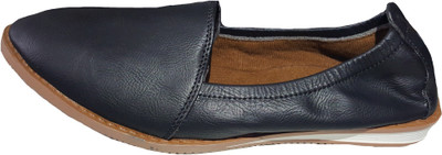 

Port Shahi Jalsa Jutis For Men(Black