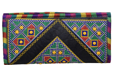 

5elementz Casual Multicolor Clutch