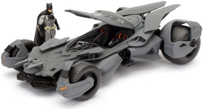 

Jada Toys Batman 1:24 - 2016 BvS Batmobile W/ Batman Figure Metal Die Cast(Black)