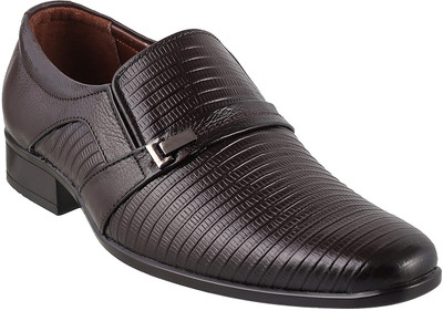

Mochi Awesome Slip On For Men(Brown, 44;maroon