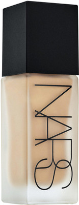 

Nars All Day Luminous Weightless ( Stromboli) Foundation(Beige, 30 ml)